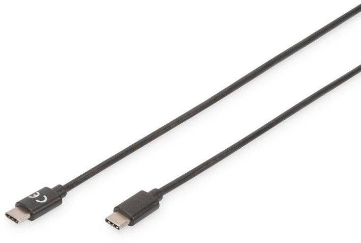 Černý USB-C kabel se dvěma konektory, jeden vlevo a jeden vpravo, na bílém pozadí.