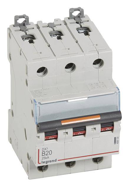 Jistič 'Legrand' třípólový, model DX³ B20, 25kA, určený k ochraně před přetížením a zkratem v elektrických obvodech.
