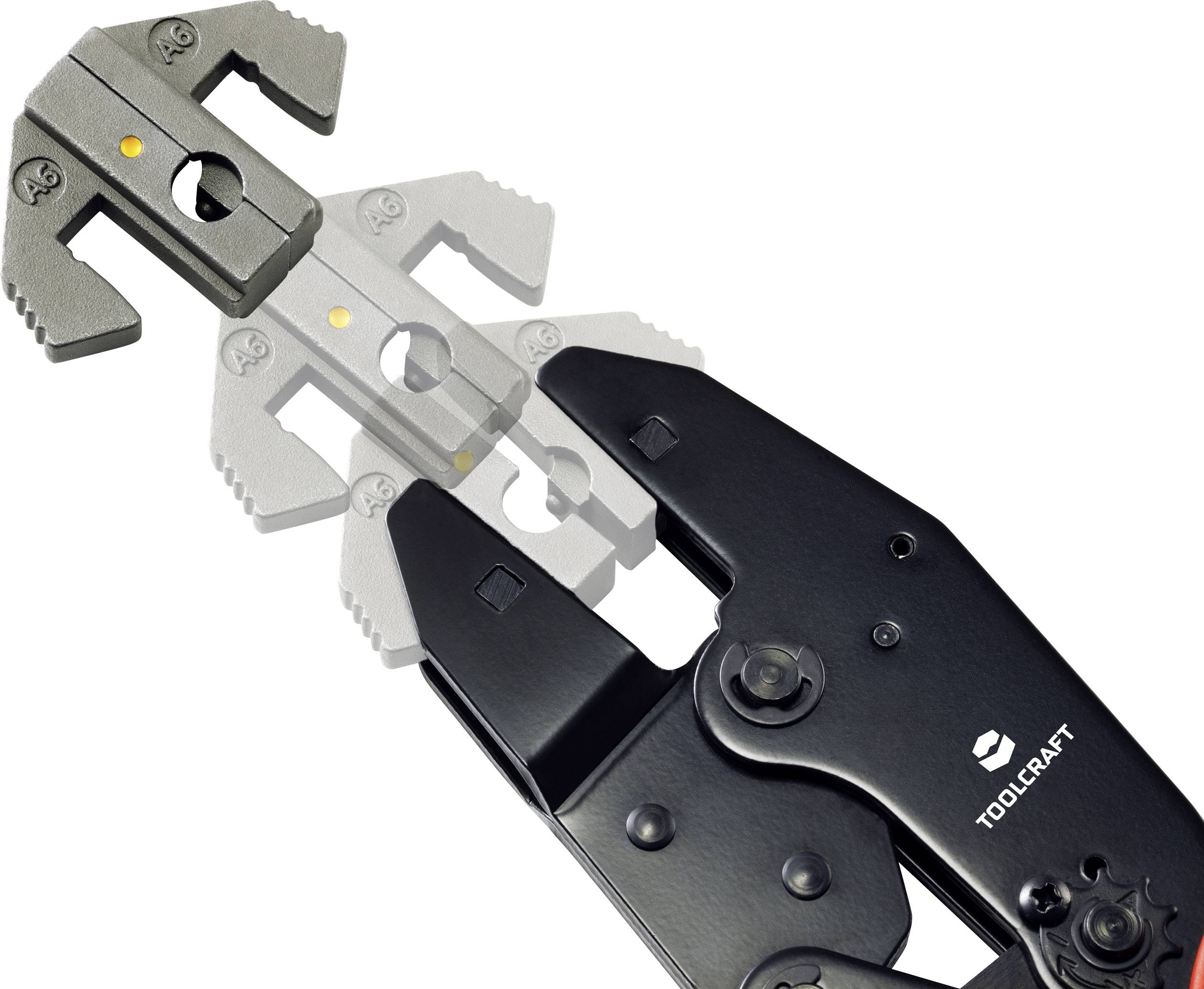Je zobrazena černá křimpovací kleště značky Toolcraft, zvětšené s výraznými čelistmi, které jsou všestranně použitelné.