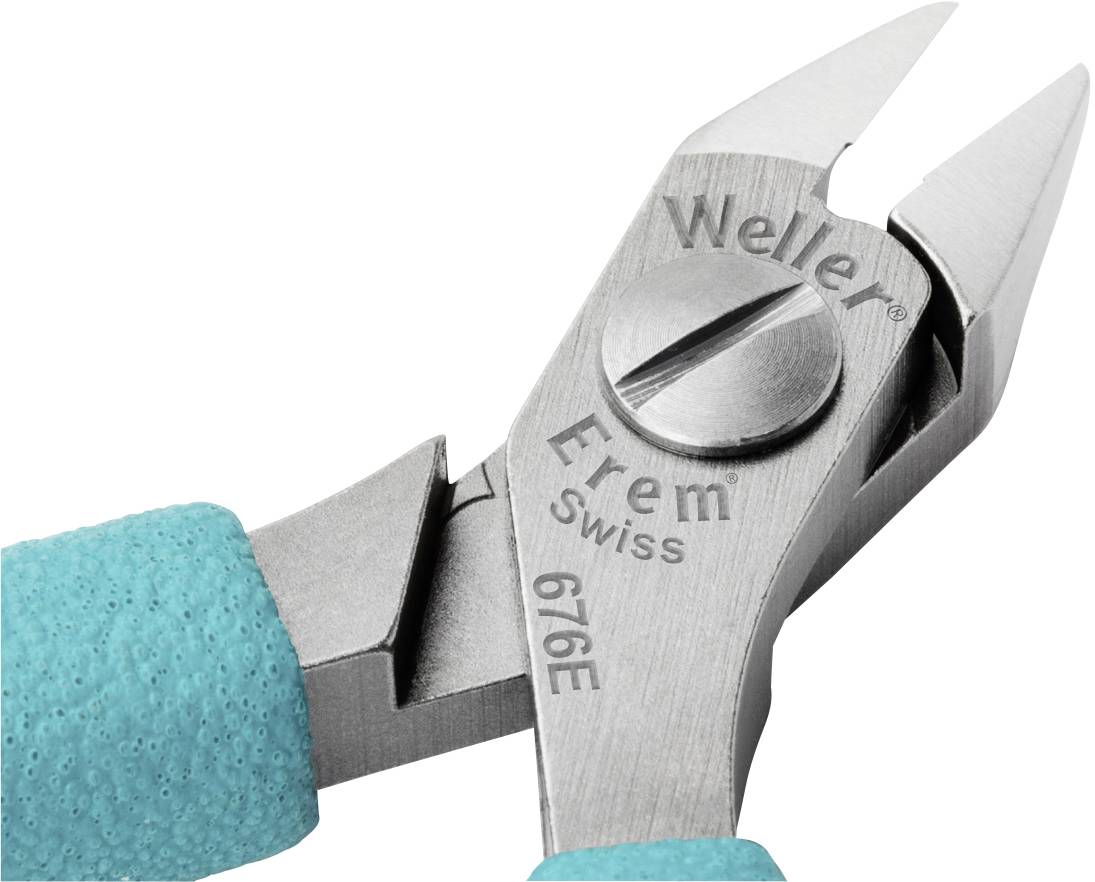 Malé boční štípací kleště z nerezové oceli s modrými rukojeťmi, s gravírovaným textem 'Weller Erem Swiss 676E'.