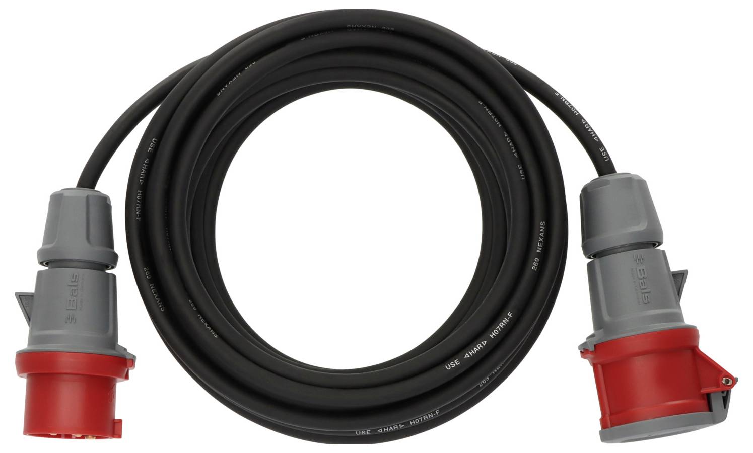 Stočený černý napájecí kabel s červenými průmyslovými konektory na obou koncích, zobrazený na bílém pozadí.