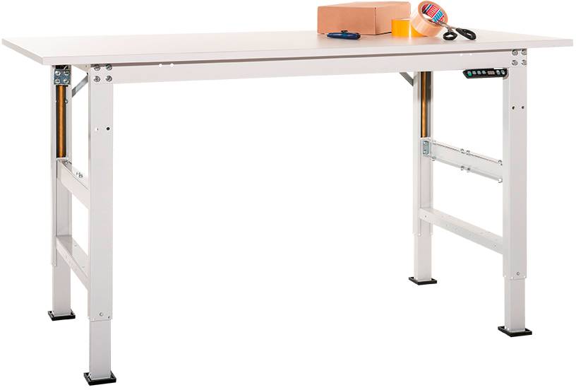 Výškově nastavitelný stůl s kovovými nohami. Na desce je lepicí páska, pero a krabice. Ideální pro flexibilní pracovní prostor.