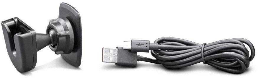 Magnetický držák telefonu vlevo, černý USB kabel vpravo. Vhodné pro použití v autě nebo kanceláři.