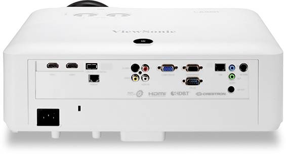 Zadní strana projektoru s různými konektory: HDMI, USB, VGA, audio a video vstupy. Logo značky uprostřed nahoře.