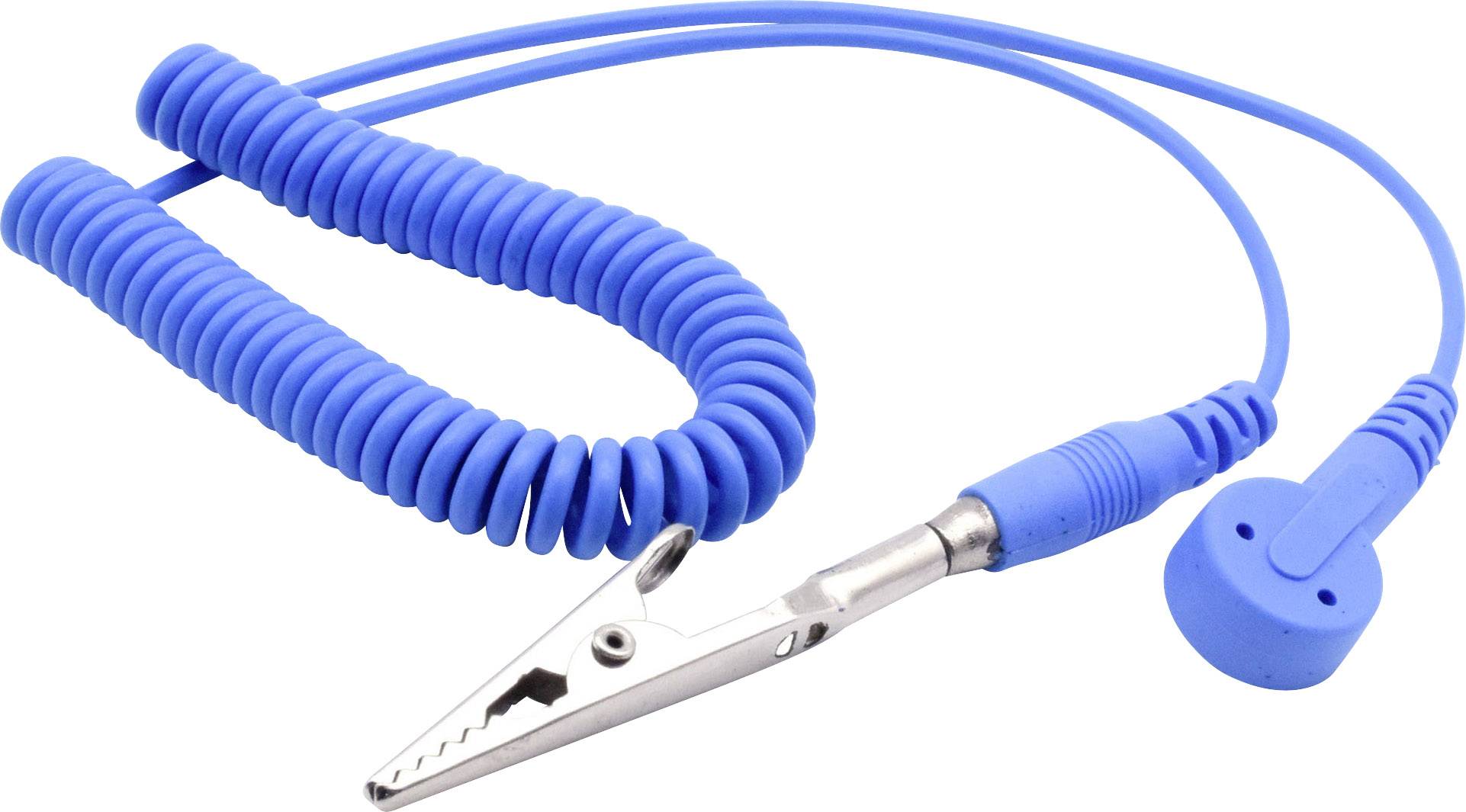 Modrý, spirálovitý uzemňovací kabel s kovovými krokosvorkami a zástrčkou, běžně používaný v elektronice.