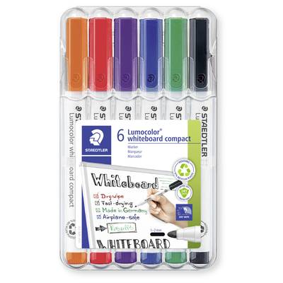 Šest popisovačů Lumocolor na whiteboard v různých barvách v průhledném balení. Snadno smazatelné, rychle schnoucí.