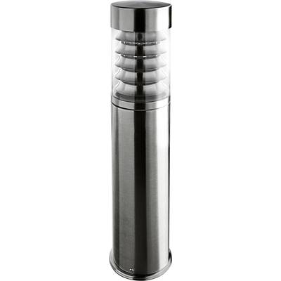 Stříbrná, válcovitá venkovní lampa z kovu s průhledným stínidlem a několika horizontálními drážkami.