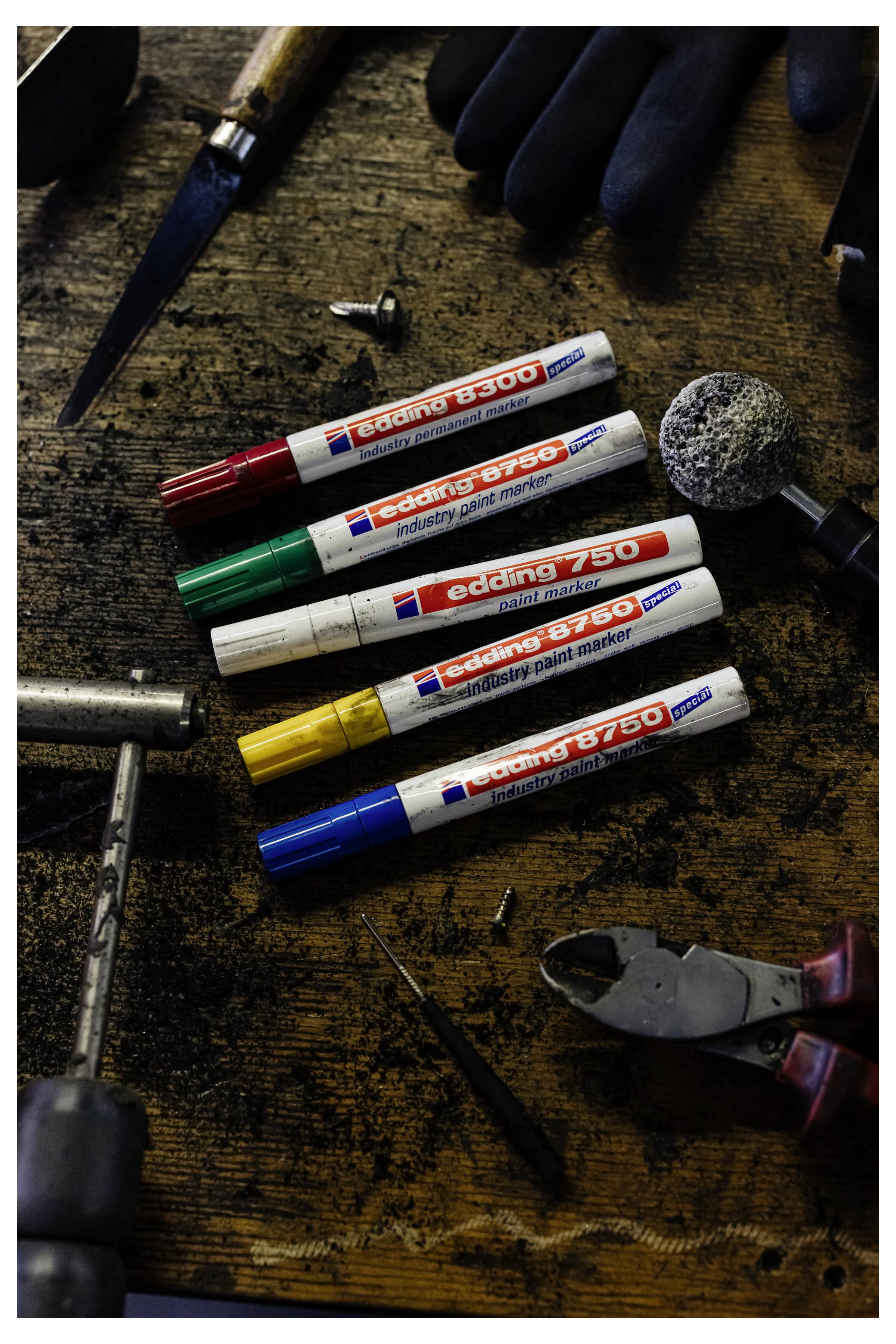 Edding 750 Paint Marker 4-750-2-3049 popisovač na laky bílá, bílá 2 mm, 4 mm-8