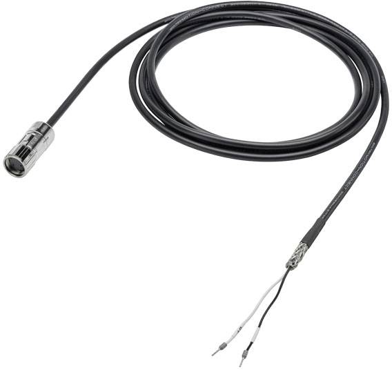 Černý kabel s kovovým konektorem na jednom konci a dvěma odizolovanými konci vodičů na straně druhé. Vhodný pro připojení nebo propojovací účely.