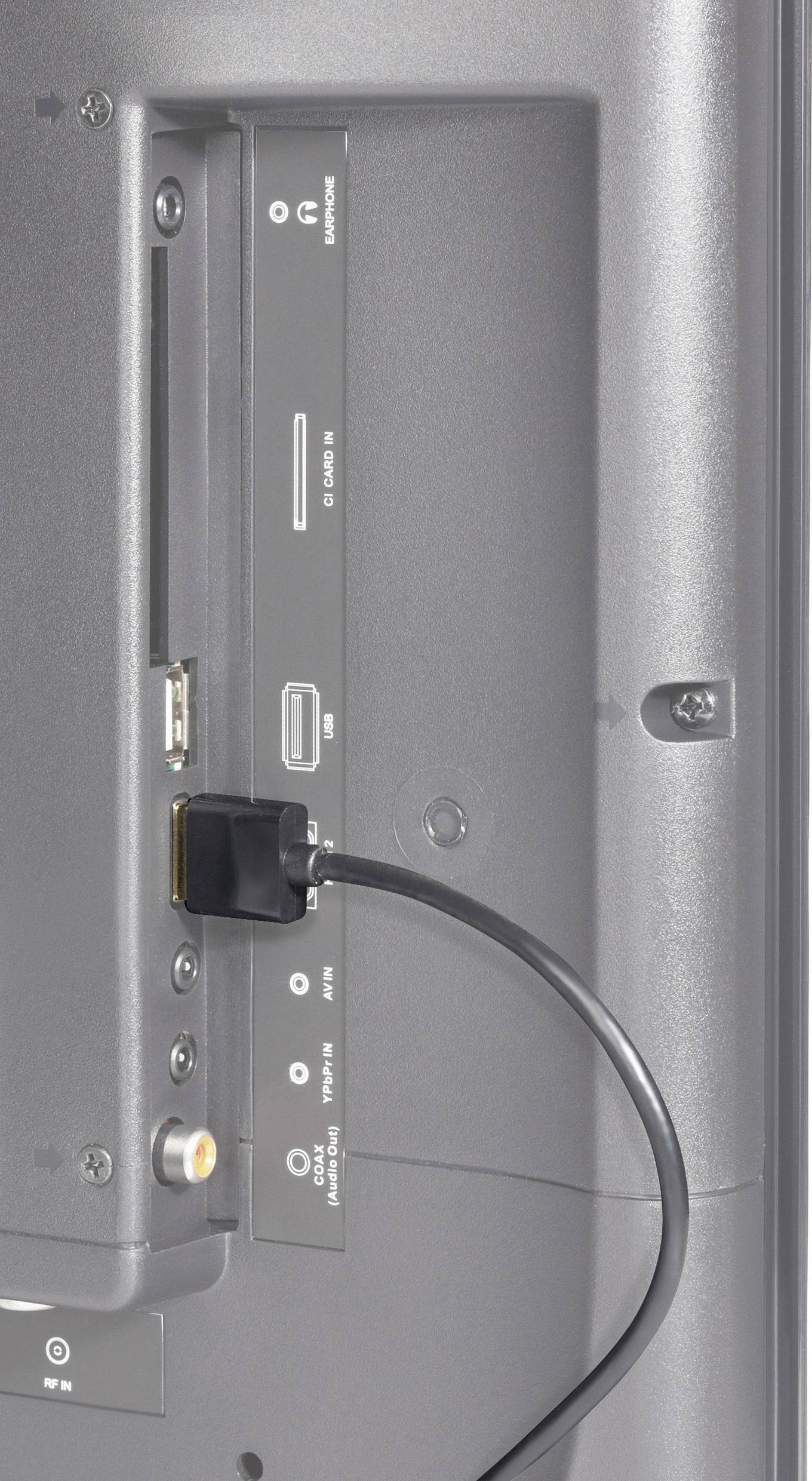 Zadní pohled na televizor s HDMI kabelem zapojeným do HDMI portu, v blízkosti jsou viditelné porty USB, Ethernet a optický audio port.