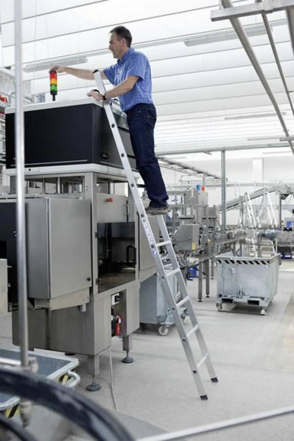 MUNK Günzburger Steigtechnik  10018 hliník žebřík  max.prac. výška: 6.4 m