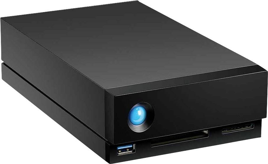 Externí pevný disk v černém pouzdře s modrým LED světlem na přední straně.