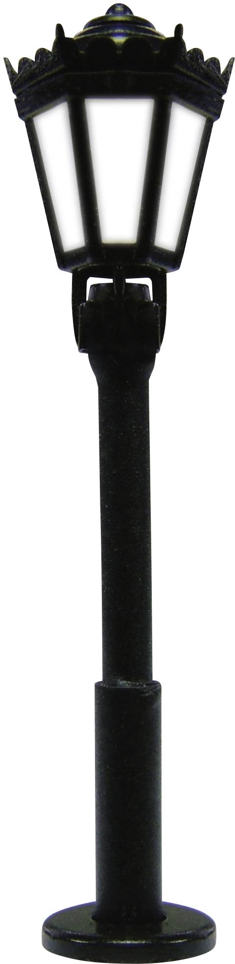 Klasická pouliční lampa s černým kovovým stožárem a šestiúhelníkovým osvětlovacím tělesem.