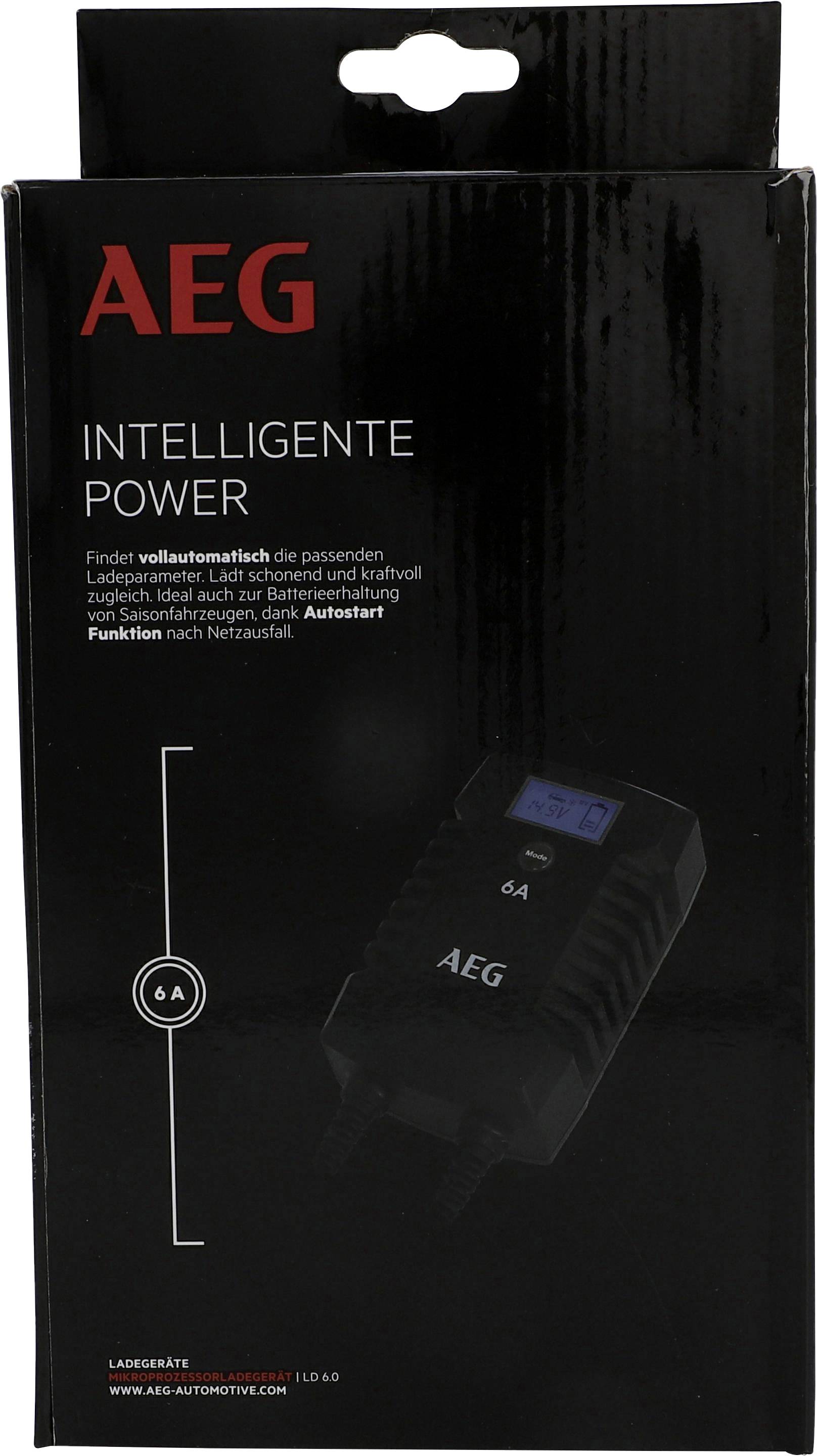 Černý karton s nápisem 'AEG Inteligentní Power'. Zobrazuje 6A nabíječku s digitálním displejem na přední straně.