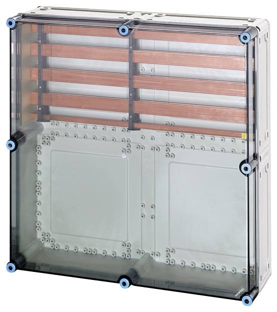 Průhledný rozvodný box s měděnými sběrnicemi.