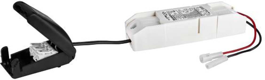 Elektrický konvertor s bílým pouzdrem a černým připojením. Jsou viditelné dva kabely se zástrčkami.