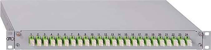 Patch panel se 24 zelenými porty, číslovanými od 1 do 24, určený pro organizaci optických kabelových propojení v síti.