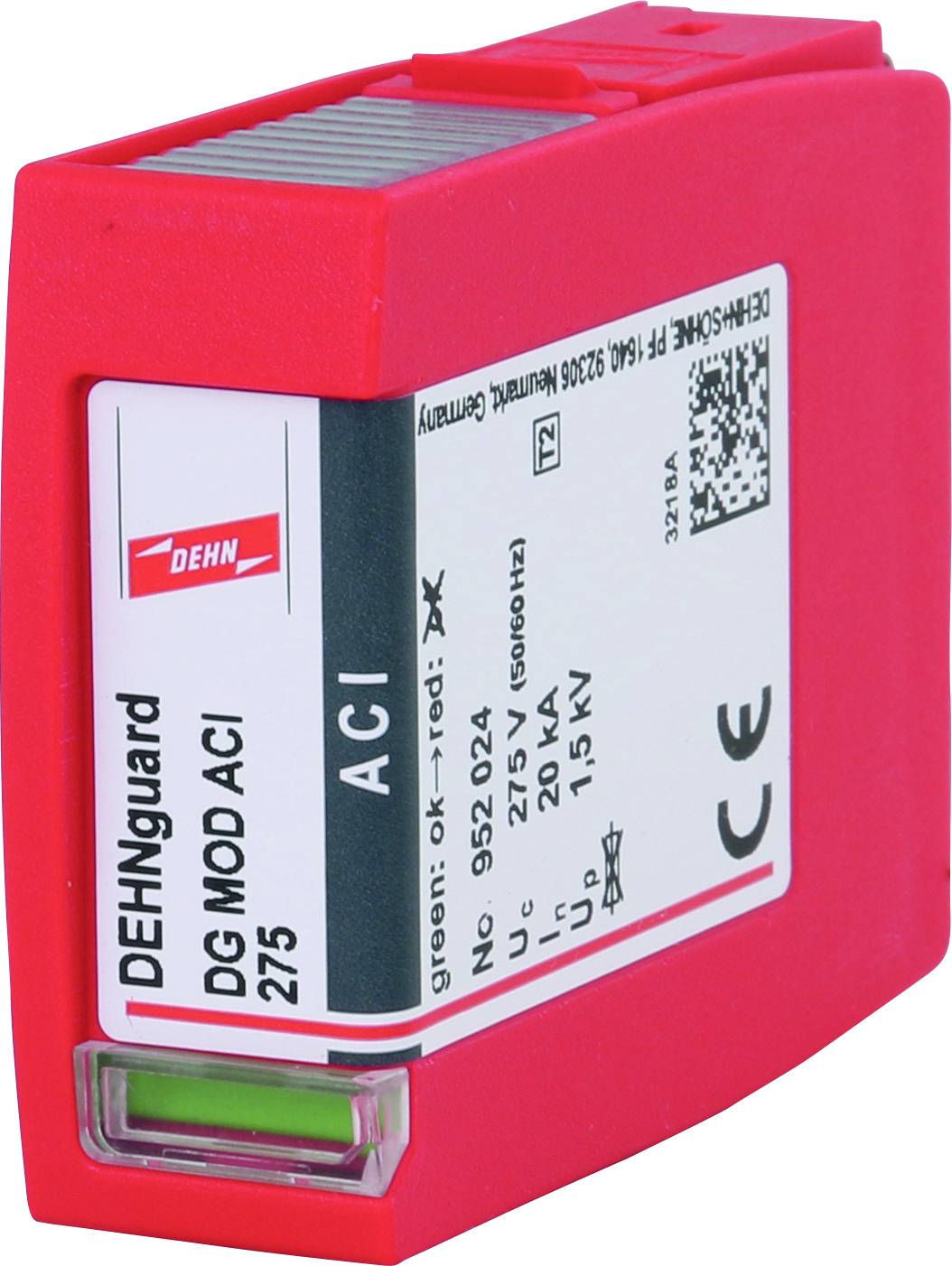 Červené zařízení DEHNguard DG MOD ACI 275 pro ochranu před přepětím s etiketou a QR kódem, obdélníkový tvar, technický text na přední straně.