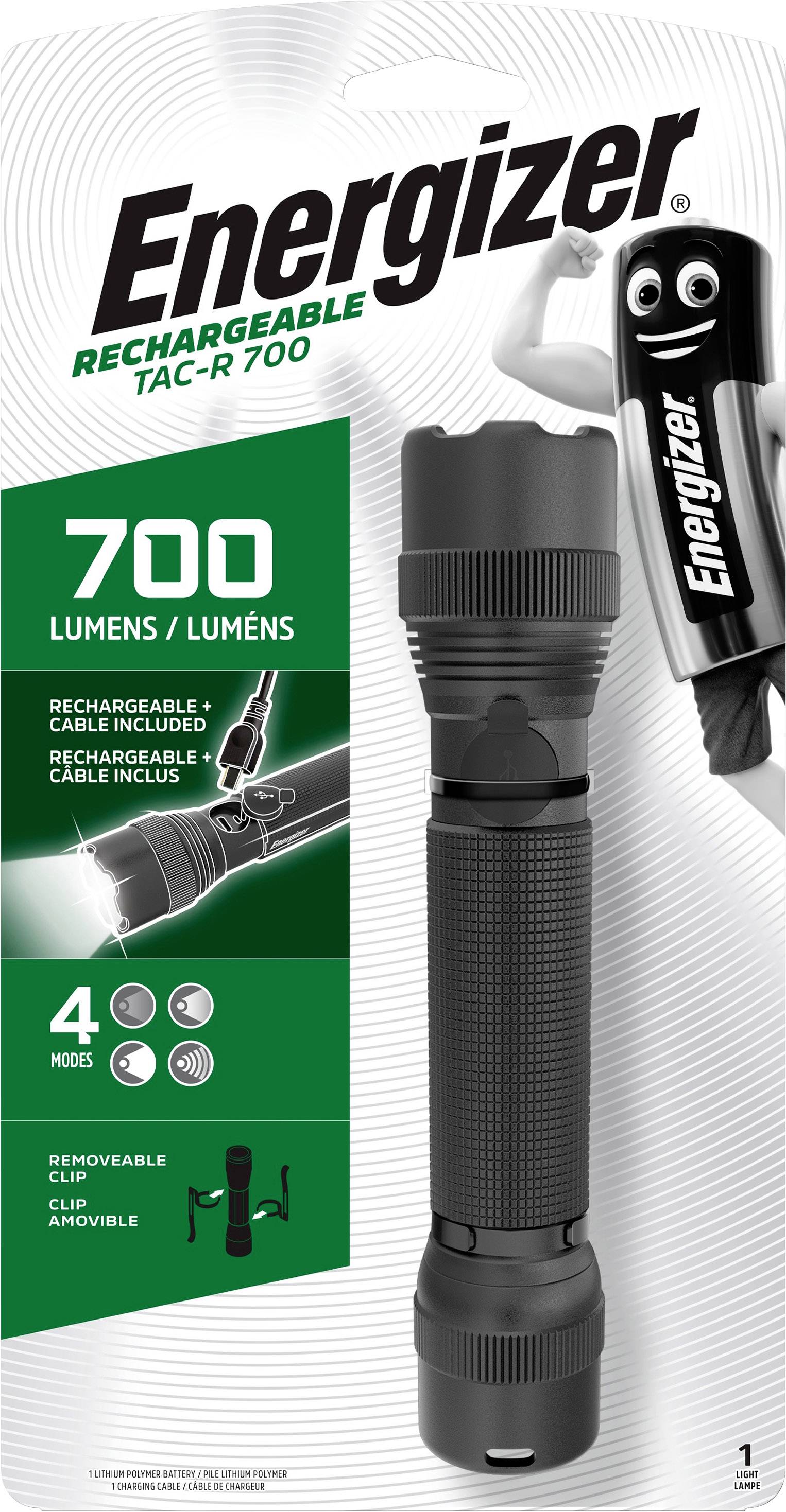 Kapesní svítilna 'Energizer TAC-R 700' na obalu. Nabízí 700 lumenů, je dobíjecí a má 4 provozní režimy. Kabel součástí balení.