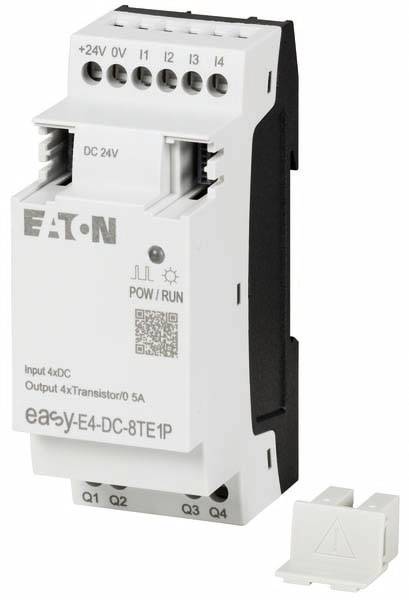 Logický modul Eaton Easy-E4-DC-8TE1P s několika konektory nahoře. Přední strana zobrazuje detaily vstupů a QR kód.