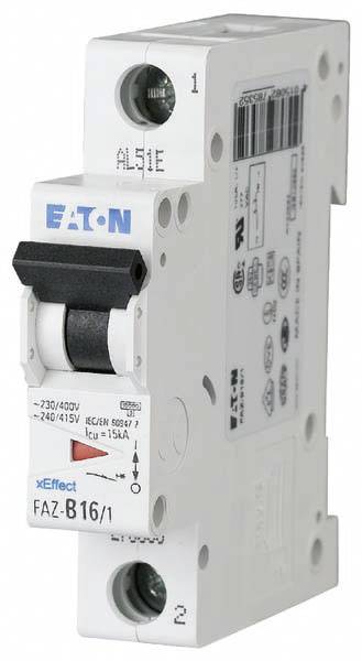 Pojistka FAZ-B16/1 od společnosti Eaton určená k ochraně před přetížením elektrického obvodu. Bílý, obdélníkový tvar s výklopným spínačem.