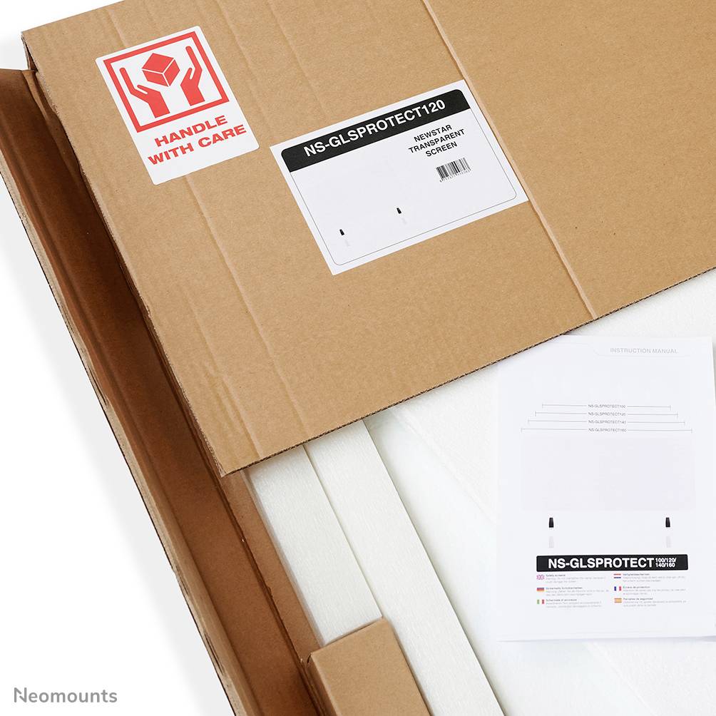 Hnědý karton s nápisem 'HANDLE WITH CARE' obsahuje produkt označený jako 'NS-GLSPROTECT120'.