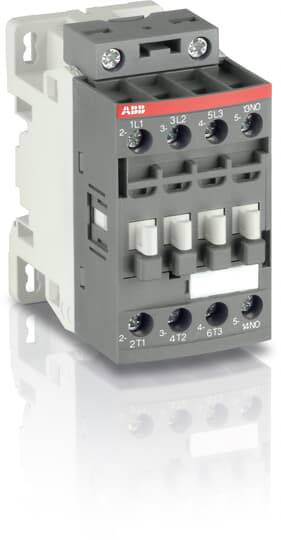 Kompaktní výkonový spínač se šroubovými svorkami, vhodný pro elektrické řízení. Horizontálně umístěné kontakty jsou viditelné.