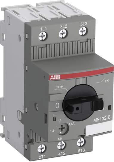 Motorový spouštěč s nastavitelným spouštěním, značka ABB, model MS132-B, je vybaven ovládacími prvky pro manuální řízení a ochranné funkce.
