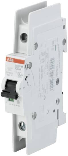 Elektrický ochranný spínač, typ K3A od ABB, bílé barvy s černou pákou, používaný pro ochranu před přetížením v elektrických obvodech.