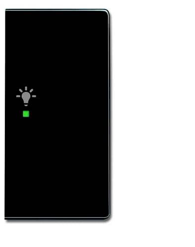 Černý vypínač světla s osvětleným symbolem a zeleným indikátorem signalizuje, že je světlo zapnuto. Minimalistický design.