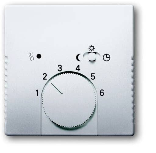 Bílý termostat s otočným knoflíkem s měřítkem od 1 do 6. Nahoře jsou symboly pro vytápění, noční režim, denní režim a časovač.