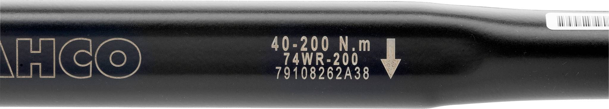 Momentový klíč se stupnicí 40-200 N·m, modelové číslo '74WR-200', šipka ukazuje směr použití.