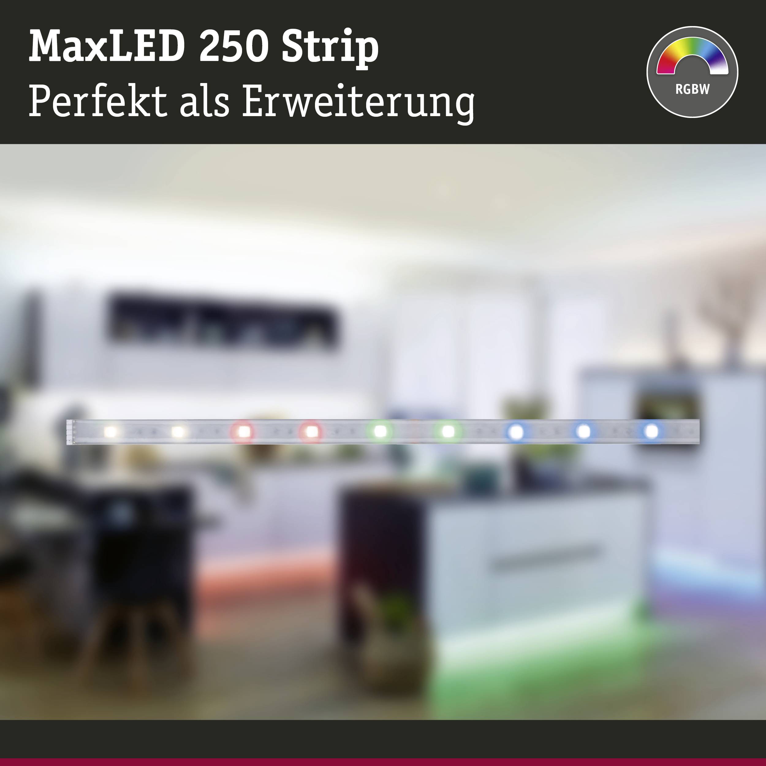 LED pásek v osvětleném moderním prostoru s bílým, modrým a červeným světlem. Text nahoře: 'MaxLED 250 Strip - Perfektní rozšíření'