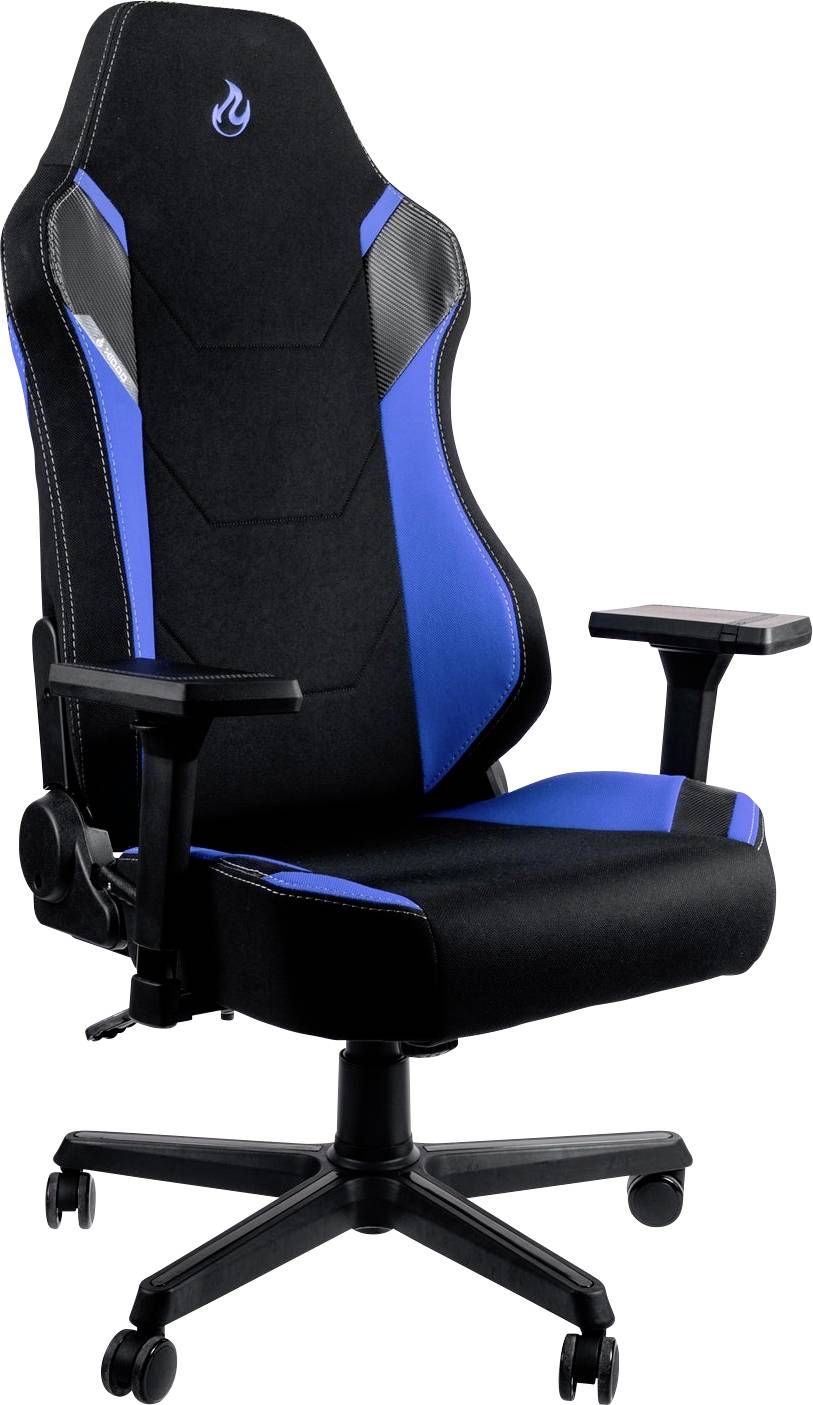Ergonomická herní židle v černé a modré barvě s nastavitelnými područkami, umístěná na otočné pětiramenné základně.
