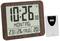 Digitální rádiem řízené hodiny ukazují 10:26, pondělí 26. srpna. Vnitřní teplota: 23,5°C; venkovní teplota: 20,5°C. Vpravo: venkovní senzor.