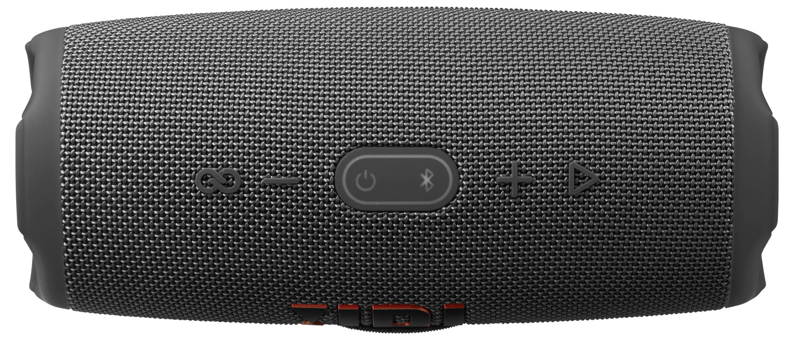 Přenosný černý bluetooth reproduktor s ovládacími tlačítky na přední straně, vhodný pro streaming hudby při cestování.