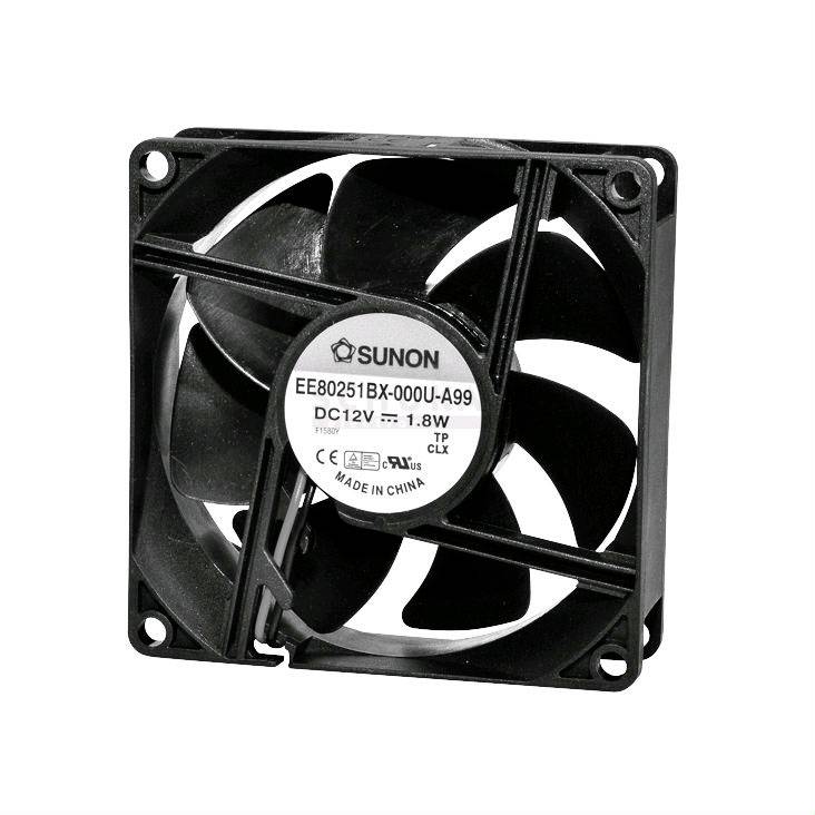 Ventilátor od SUNON, model EE80251BX-000U-A99, 12V, 1,8W, z černého plastu, čtvercový, s pěti lopatkami.