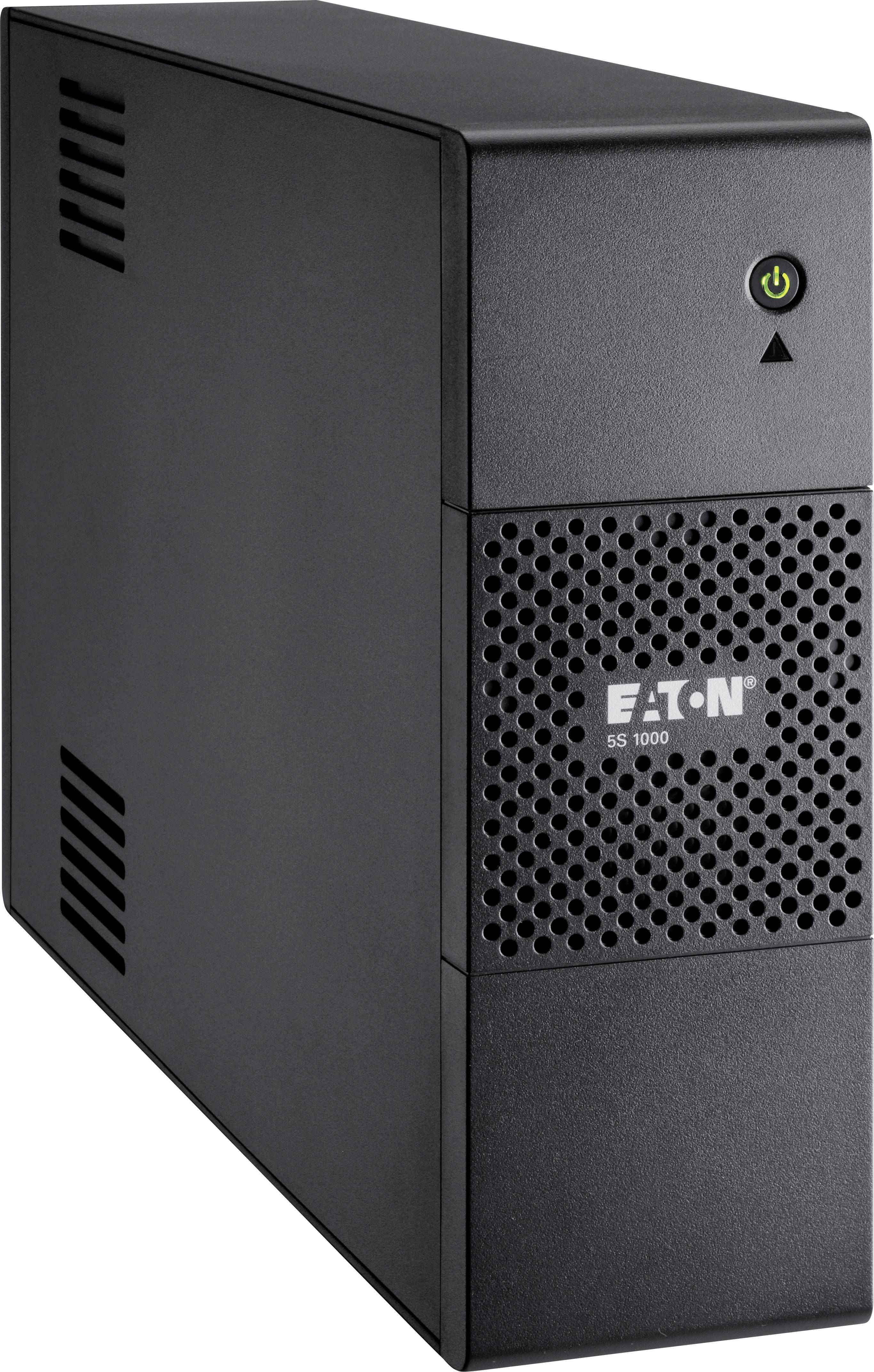 Černá záložní napájecí jednotka (UPS) Eaton (model: 5S 1000) stojí vzpřímeně. Zobrazuje zelený zapínací symbol a větrací otvory.