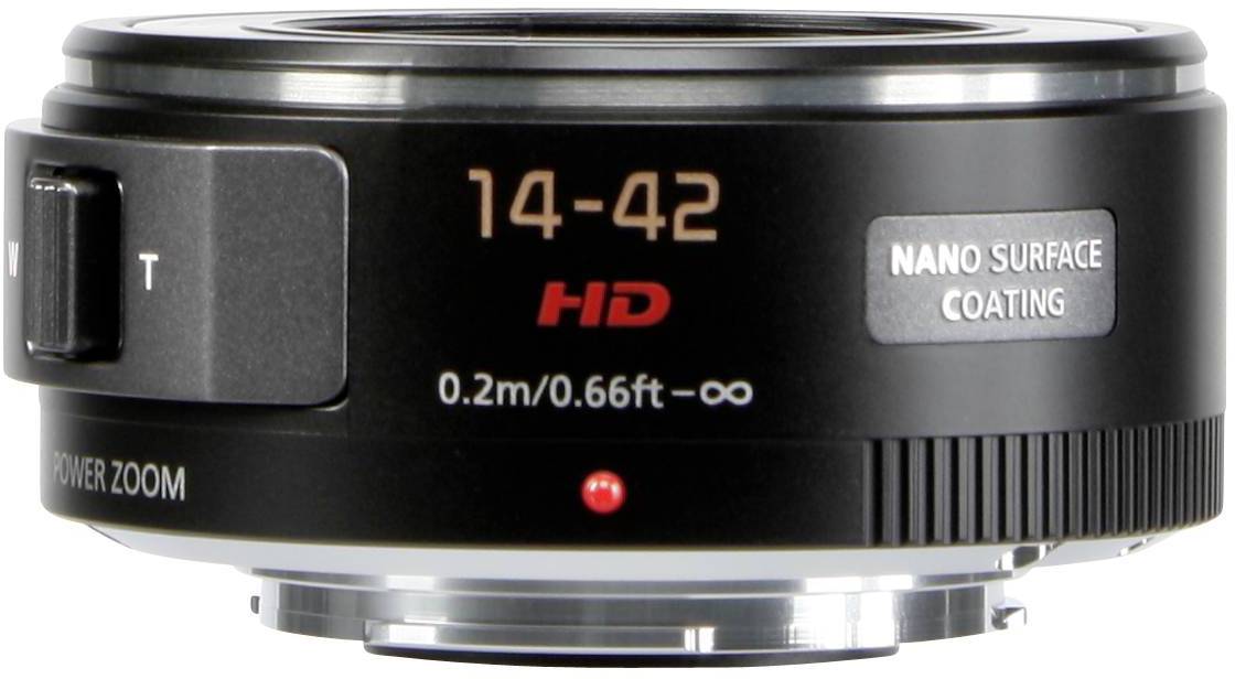 Černý fotografický objektiv s nápisem '14-42 HD', s ovládacími prvky pro zoom a zaostřování, vhodný pro makrofotografii od vzdálenosti 0,2 m.