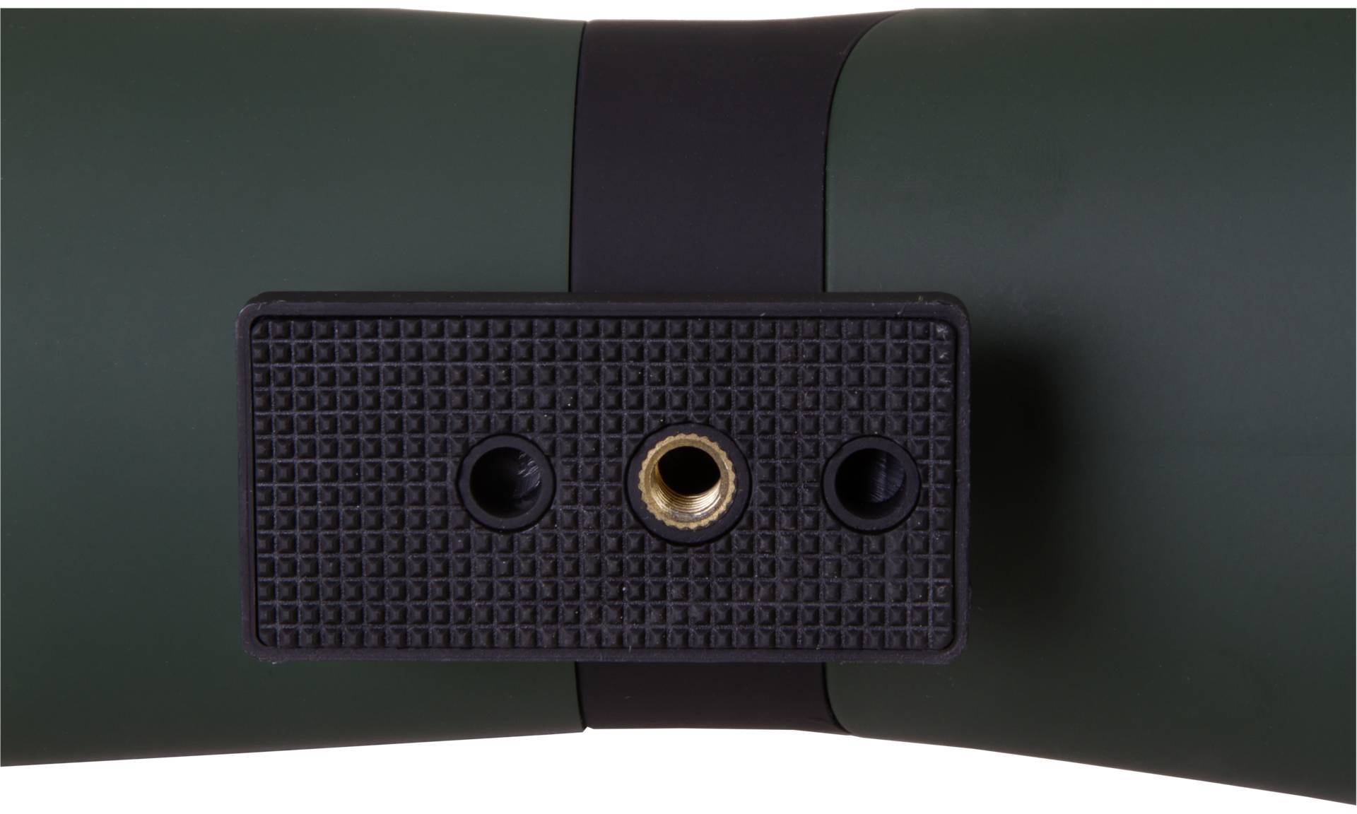 Pohled shora na držák stativu zelených dalekohledů. Držák má vroubkovaný vzor a centrální kovový otvor.