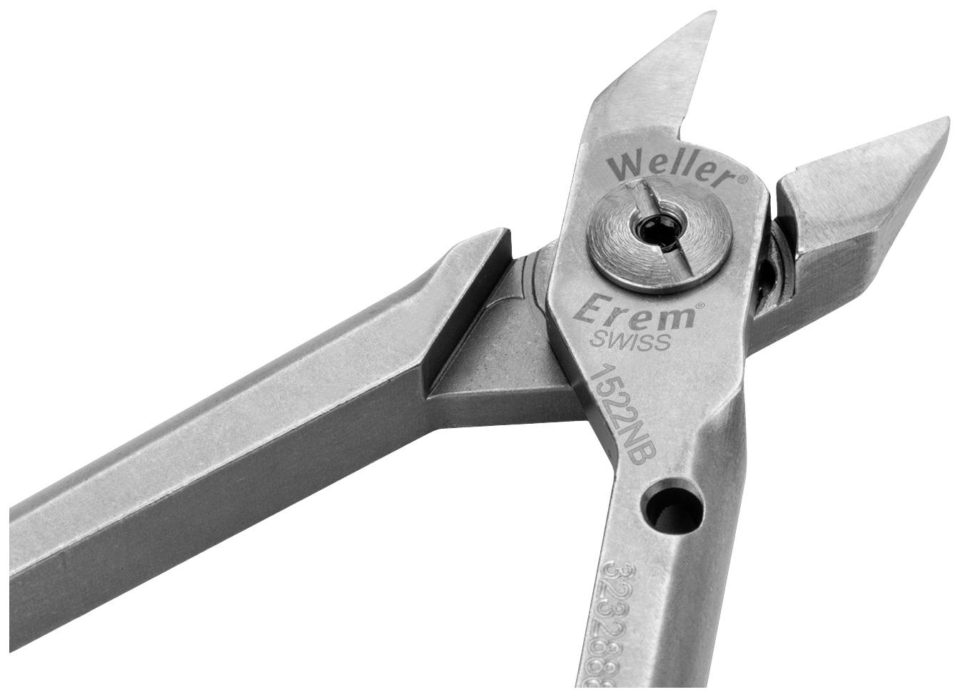 Kleště s nápisem 'Weller Erem SWISS 1522NB' ukazují funkci řezání drátu s přesnými čepelemi.