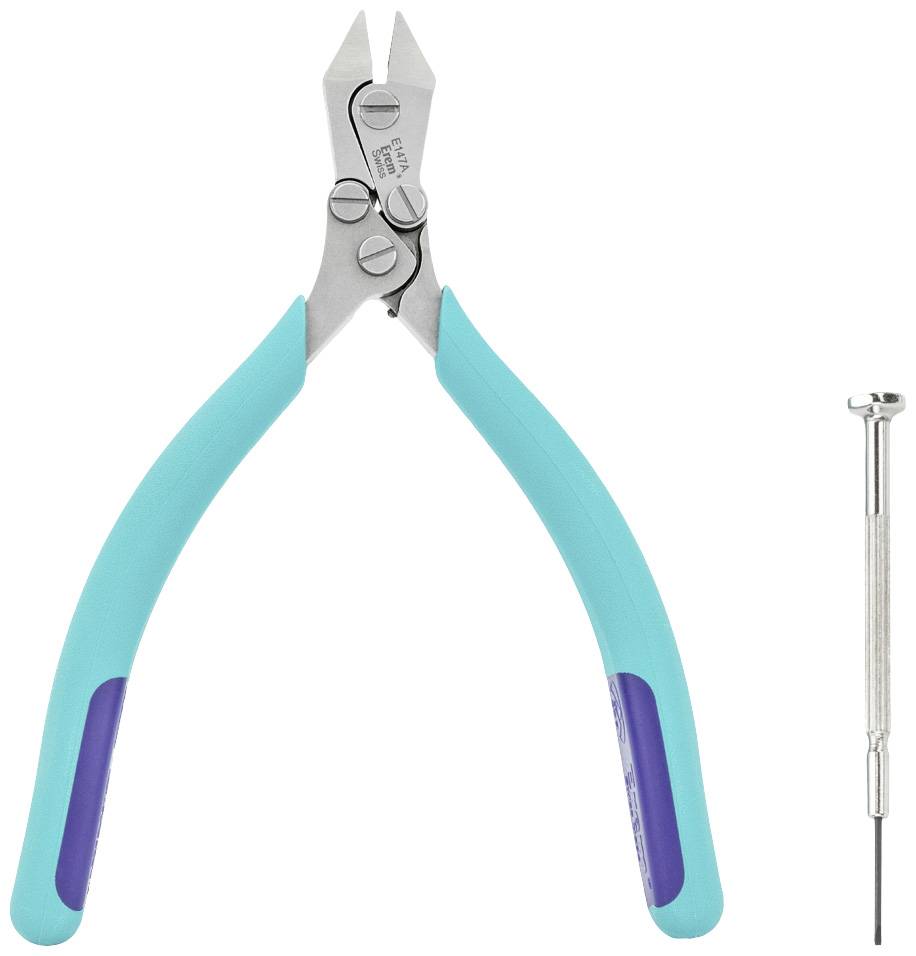 Kleště a šroubovák na bílém pozadí. Kleště mají tyrkysové rukojeti a jsou vhodné pro přesné práce.