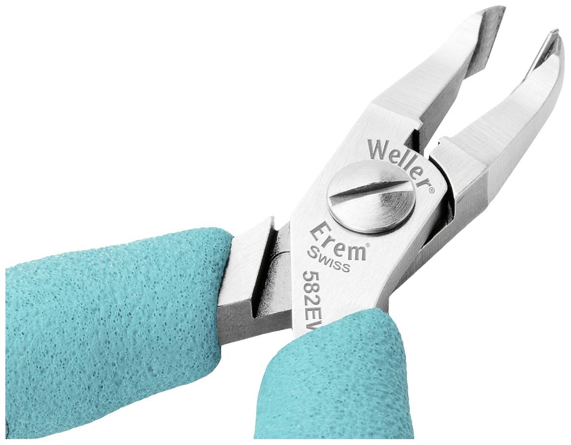 Stříbrné boční štípací kleště se zelenými rukojeťmi, označené nápisem 'Weller Erem 582EW' na jednom z ostří.