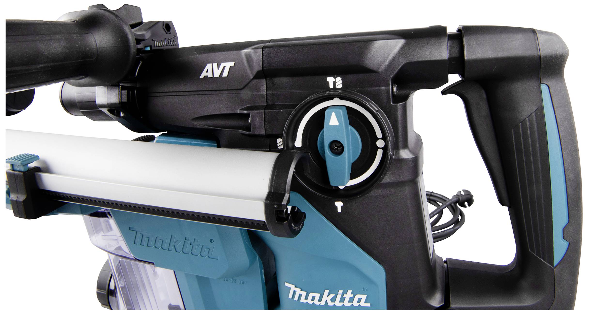 Detailní záběr elektrického nářadí Makita s pohledem na rukojeť a otočný knoflík pro nastavení.
