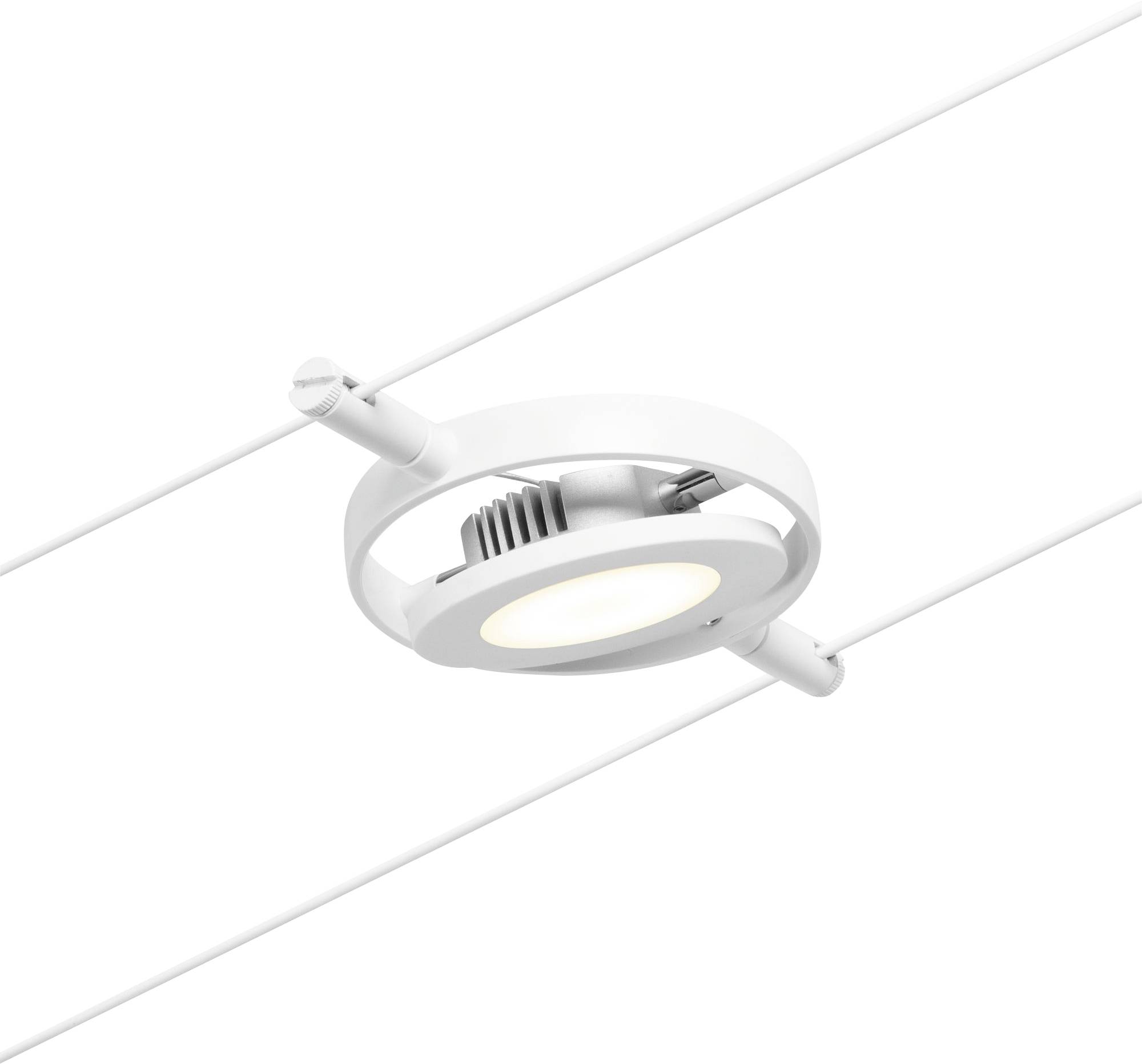 Moderní, kulatý LED stropní reflektor v bílé barvě, zavěšený na dvou rovnoběžně napnutých tenkých kabelech. Minimalistický design.