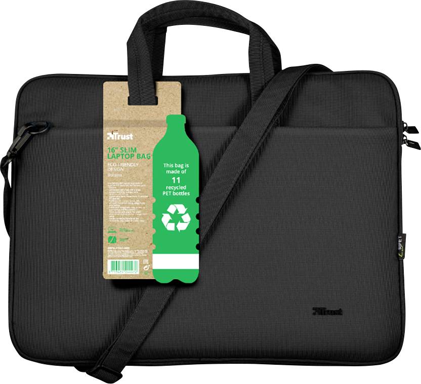 Černá taška na notebook s madly a ramenním popruhem, štítek ukazuje, že byla vyrobena z 11 recyklovaných PET lahví.
