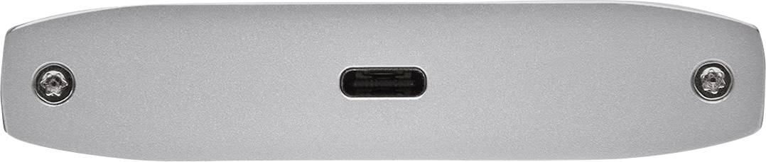 USB-C konektor na stříbrném kovovém povrchu, po stranách lemovaný dvěma šrouby, které slouží k upevnění nebo připojení.