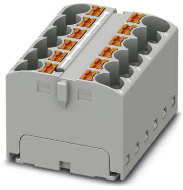 Šedý elektrický konektor s několika oranžovými svorkami pro připojení, kompaktní a obdélníkový tvar.