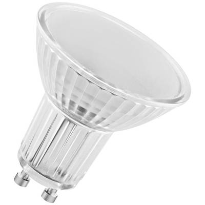 LED žárovka s paticí GU10, typická pro moderní energeticky úsporné osvětlení, na světlém pozadí.