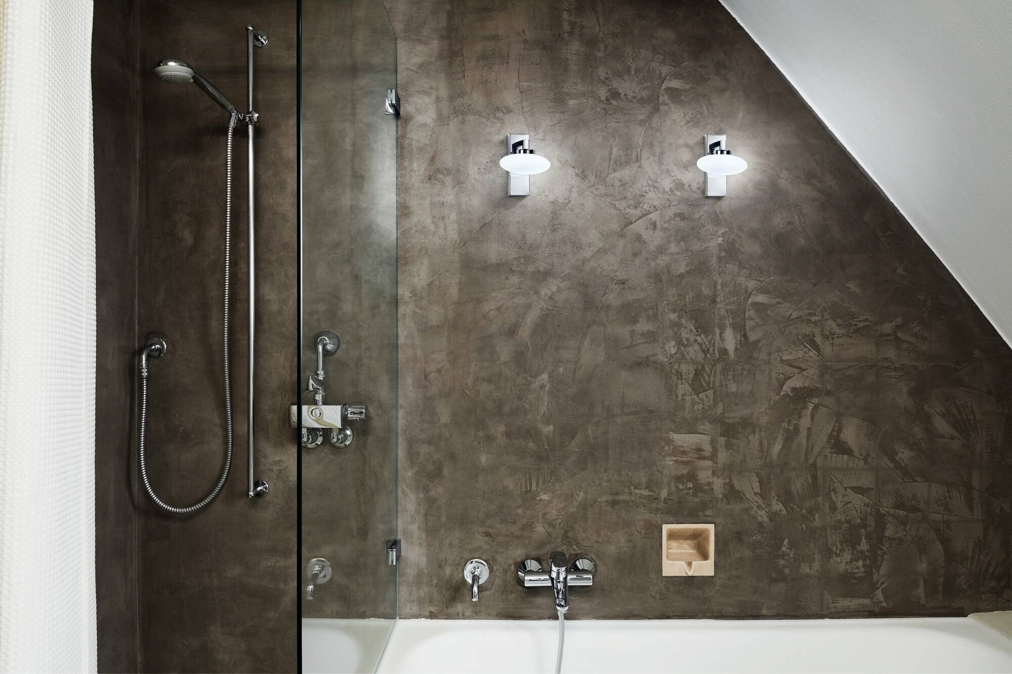 LEDVANCE BATHROOM DECORATIVE CEILING AND WALL WITH WIFI TECHNOLOGY 4058075573925 LED koupelnové světlo na stěnu 7 W tepl-3